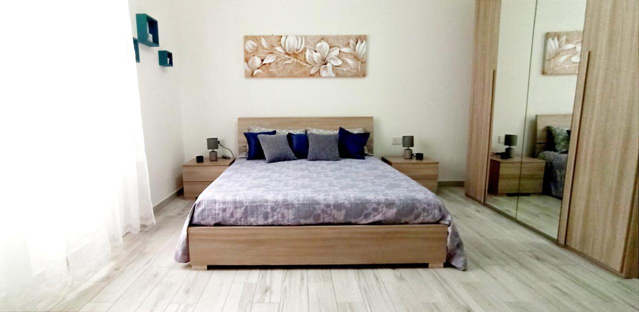 La Casa Di Francesco Hotel Putifigari ภายนอก รูปภาพ